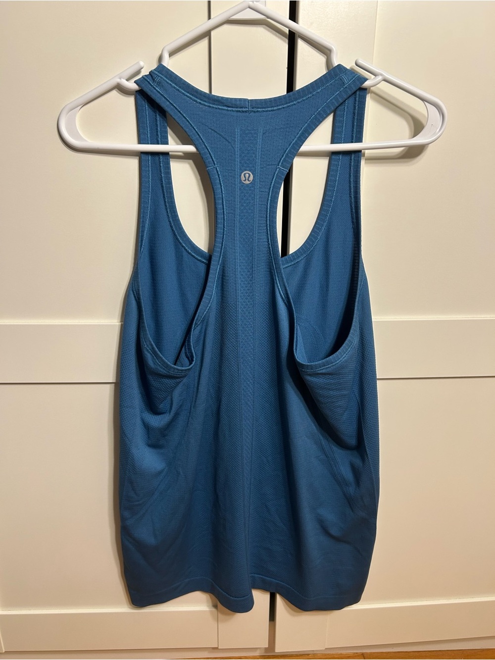 Lululemon Swiftly Tech Racerback size 10 - Picture 7 of 7
